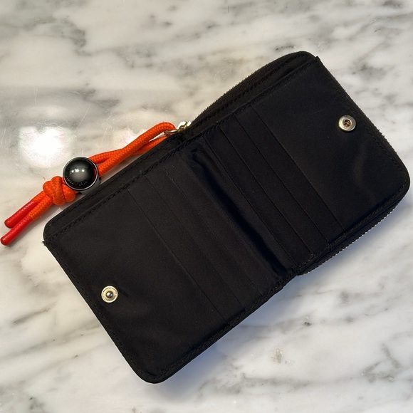 Nylon wallet - Picture 2 of 4